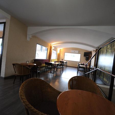 Hotel Montearoma Valverde del Camino Extérieur photo