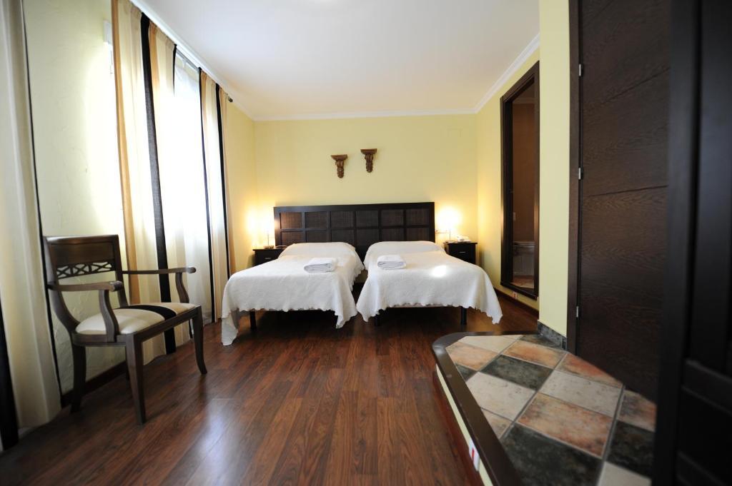 Hotel Montearoma Valverde del Camino Chambre photo