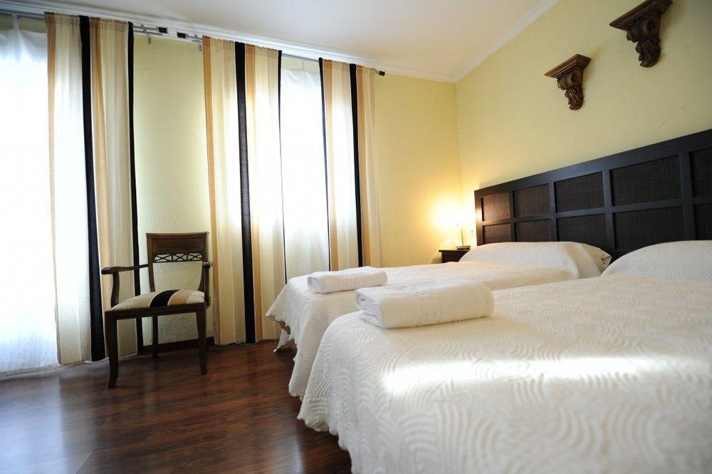 Hotel Montearoma Valverde del Camino Extérieur photo