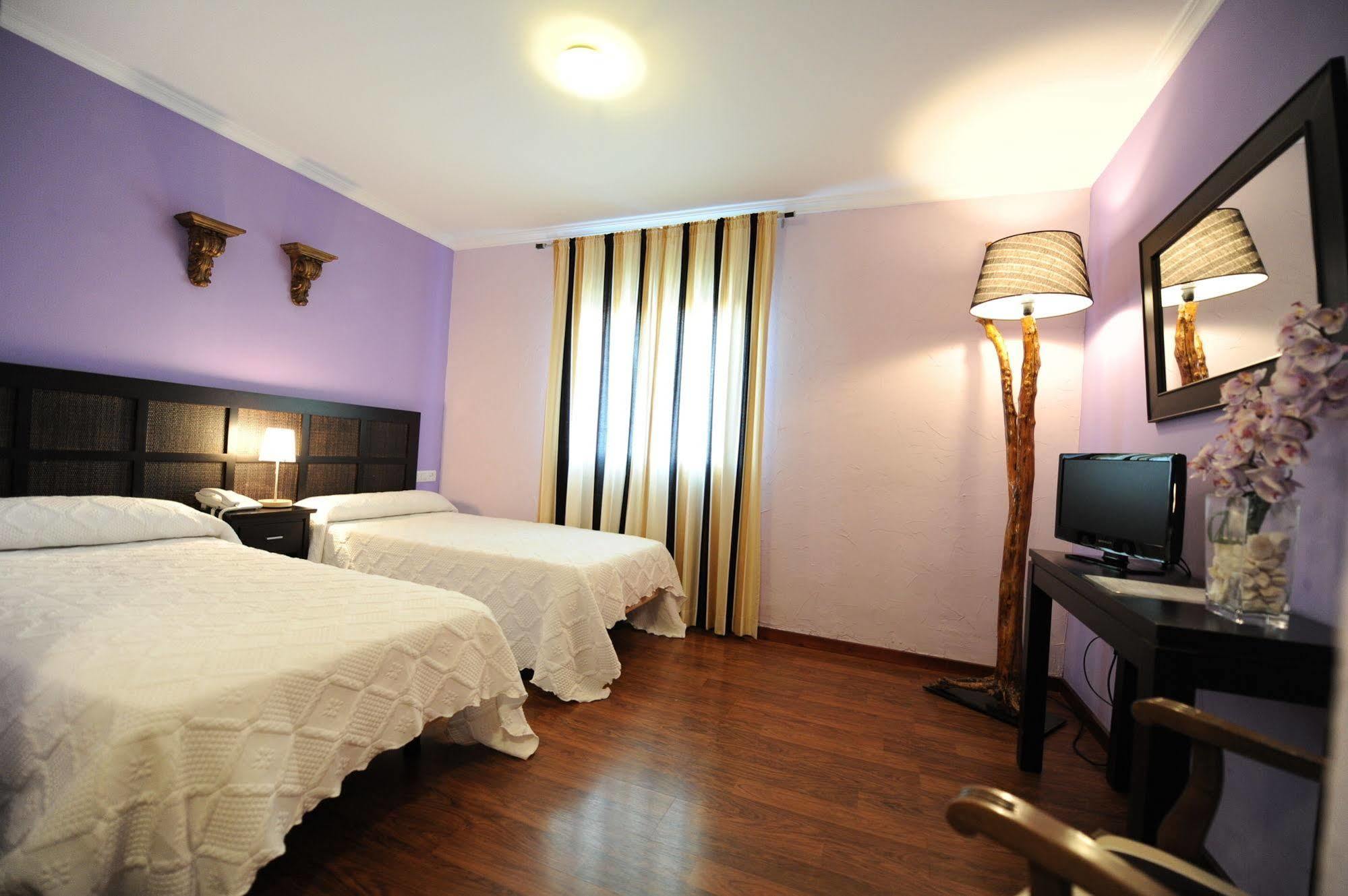 Hotel Montearoma Valverde del Camino Extérieur photo