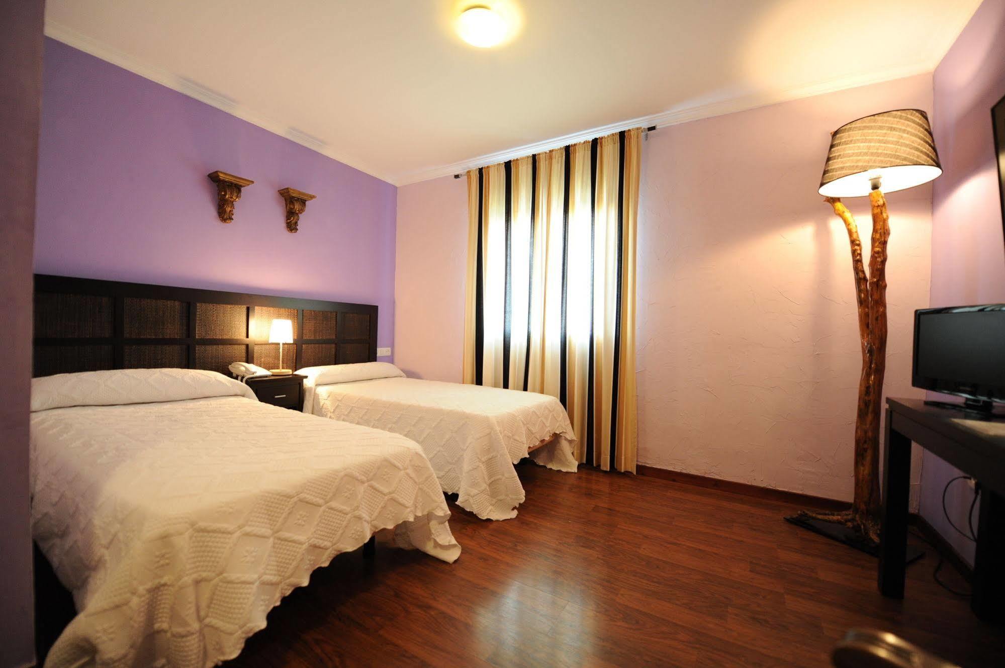 Hotel Montearoma Valverde del Camino Extérieur photo