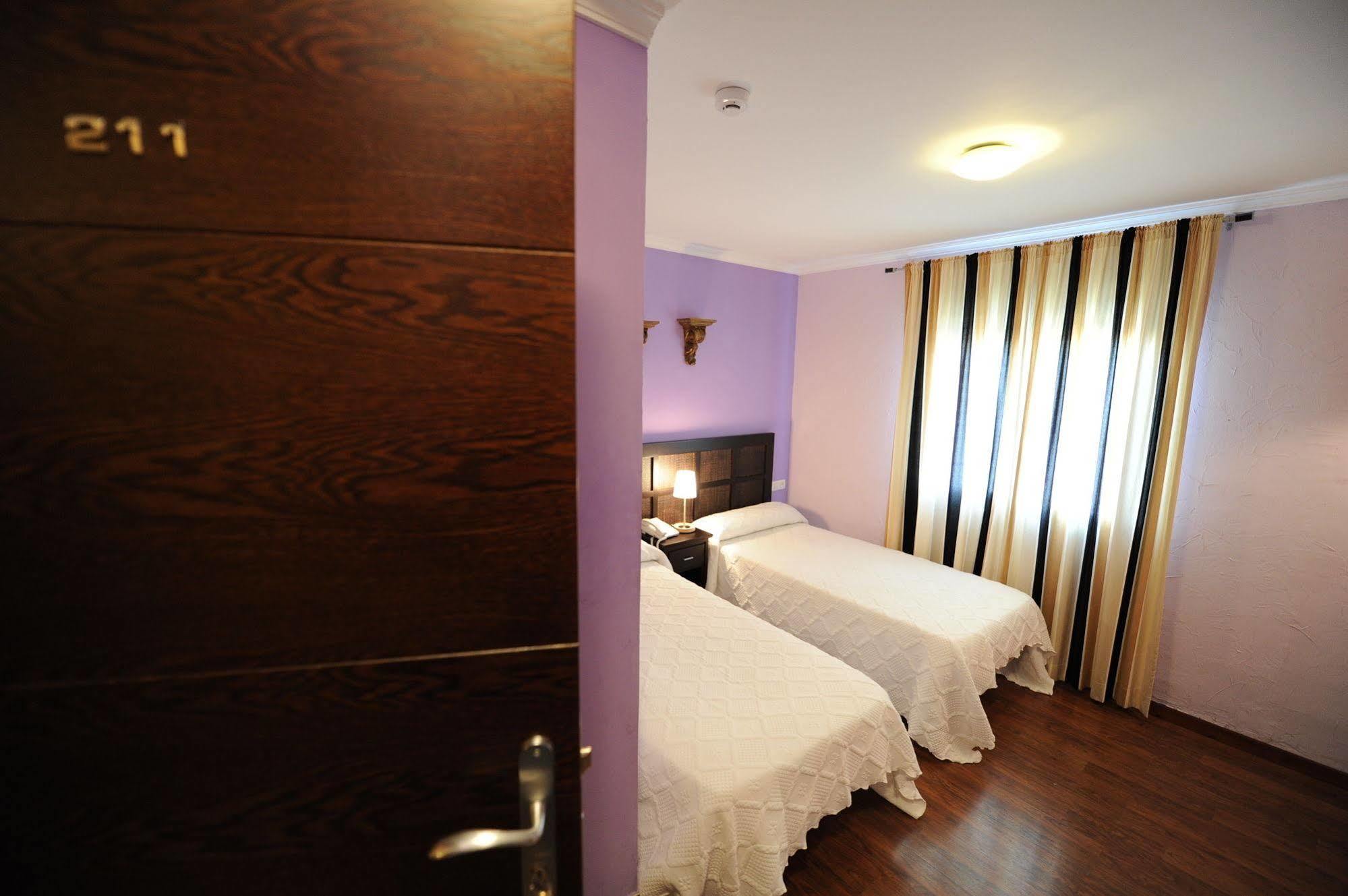 Hotel Montearoma Valverde del Camino Extérieur photo